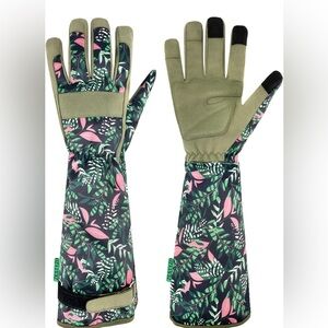 Leafy Pattern Women's Gloves with Pink Accents